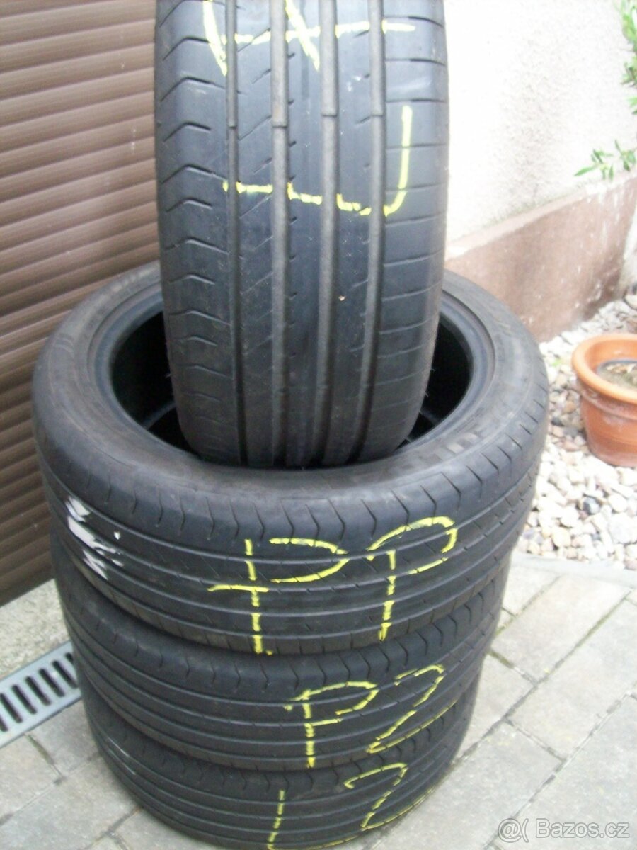 pneu Superb 3 Passat B8 235.45.18 98Y XL
