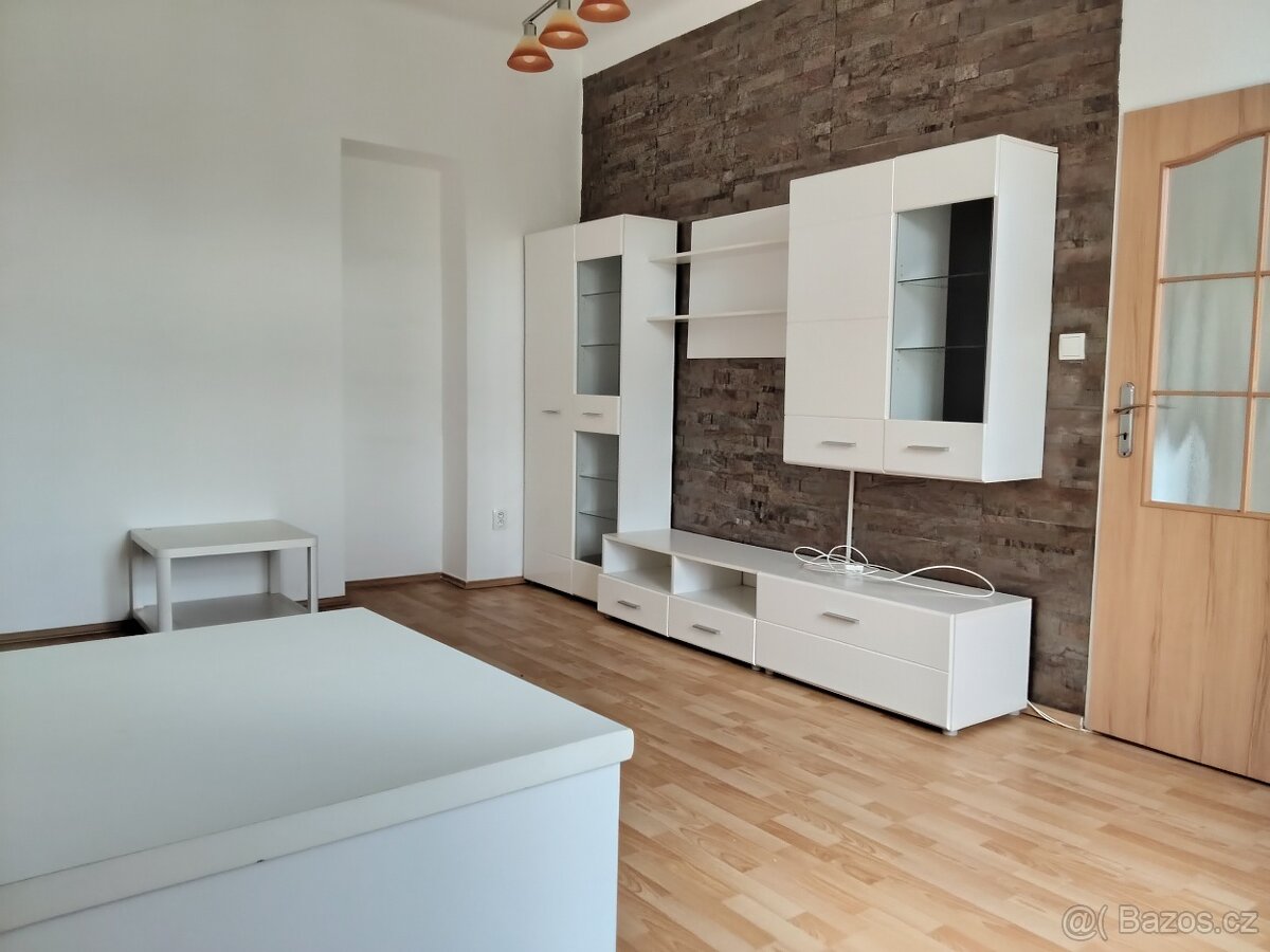 1+1, 42 m2, Praha 6, odstupné 409.000 Kč