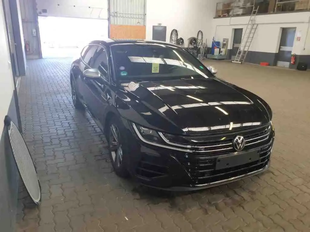 VW Arteon R 2.0TSI 235kw 4x4 DSG,tažné,360°kam,DCC,LED