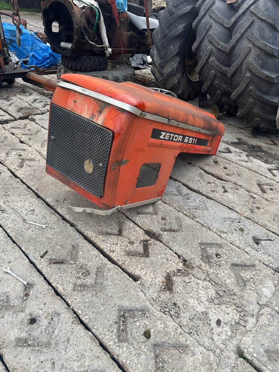 Prodám kapotu ze zetoru 6911