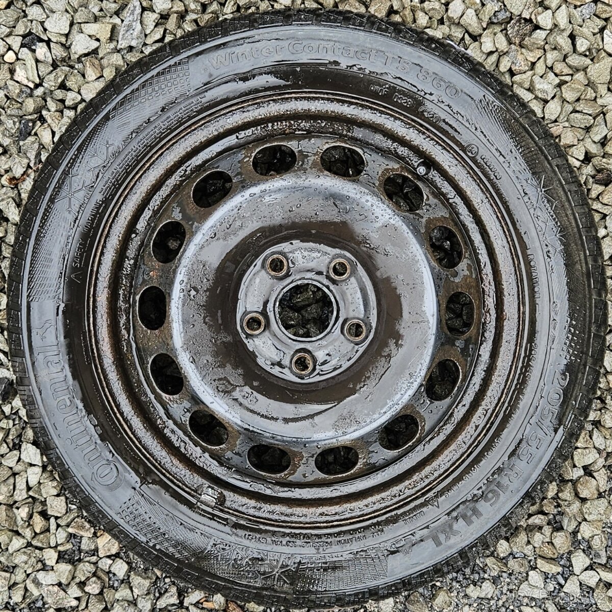Zimní kola Škoda, VW 205/55/16, 6Jx16 ET50 č. AD26