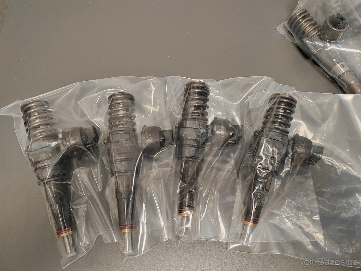 Vstřikovací trysky 1.9Tdi 96kw SADA 038130073BA AR+ZÁRUKA