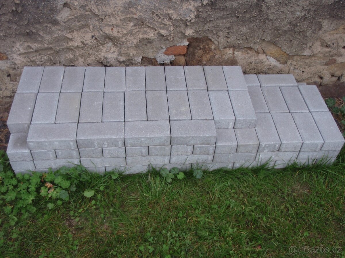 Zámková dlažba