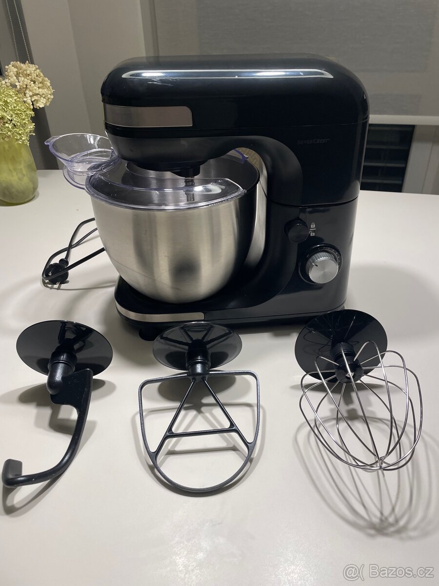 Kuchyňský robot Silvercrest