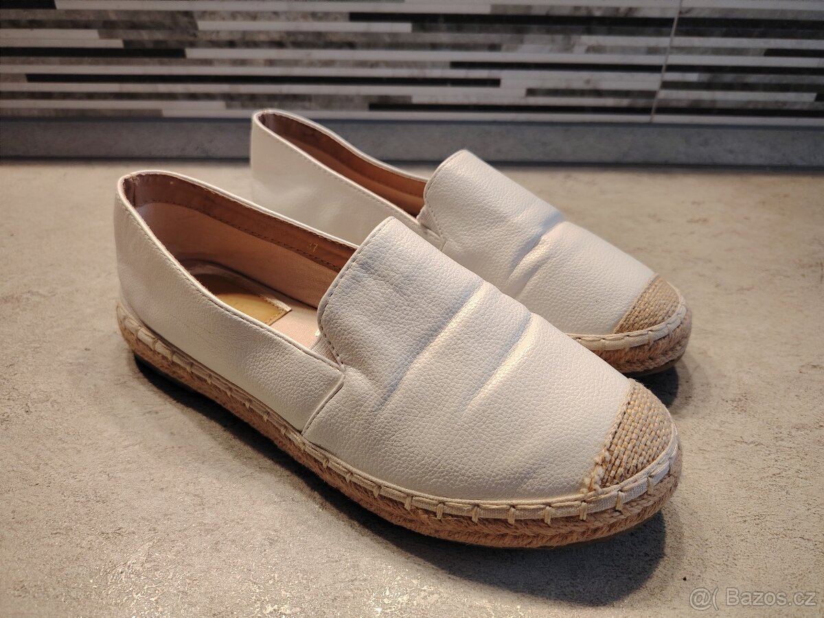 Dámské/dívčí boty.Vel-37.