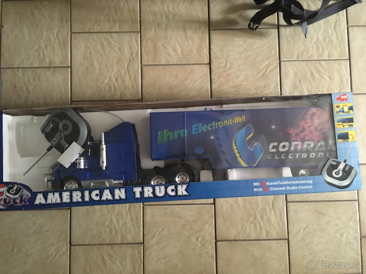 Model trucku na dálkové ovládání od Dickie toys