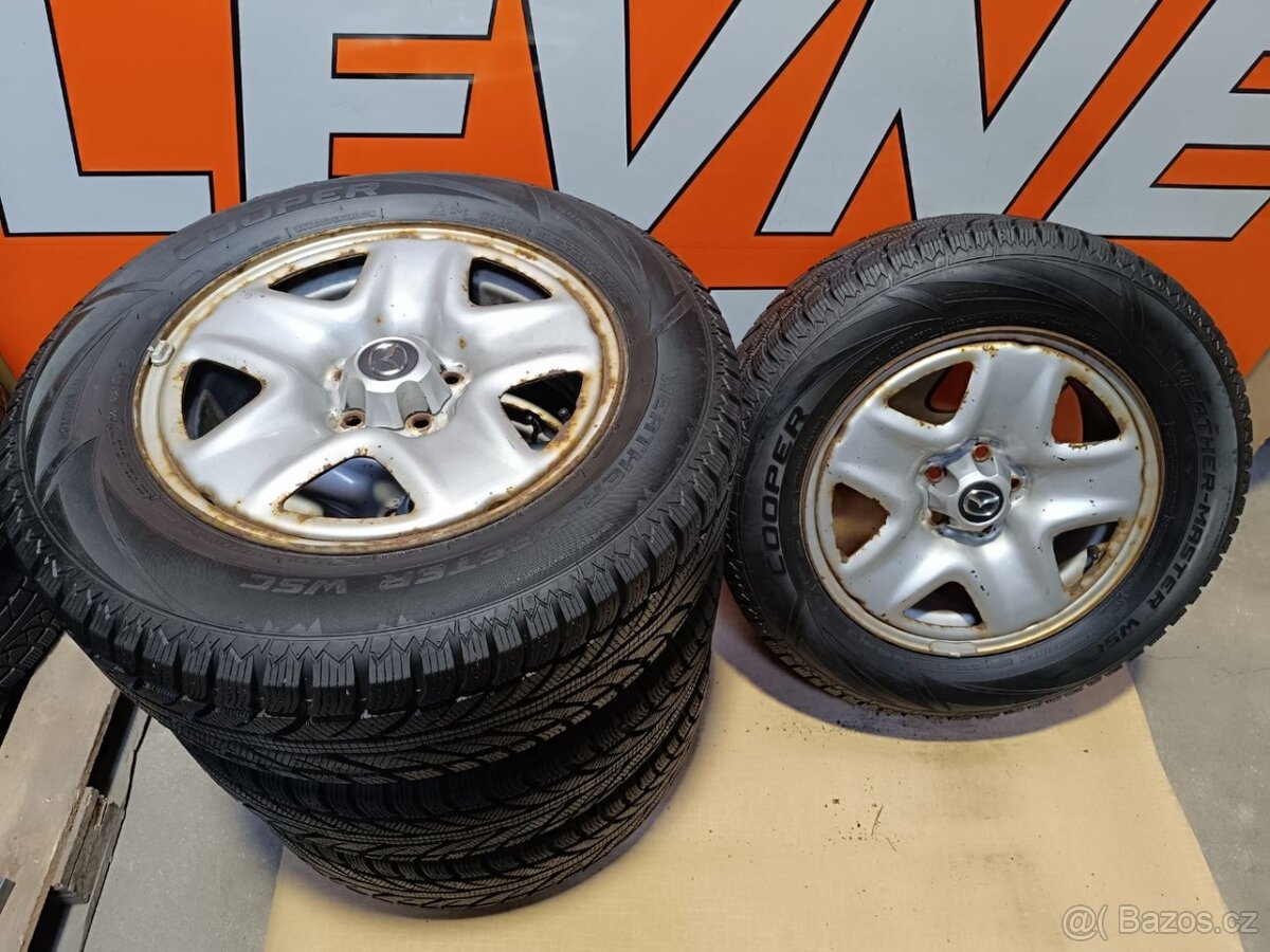 Kola Mazda CX-5, 7x17'' 5x114,3 , ET50, zimní pneu