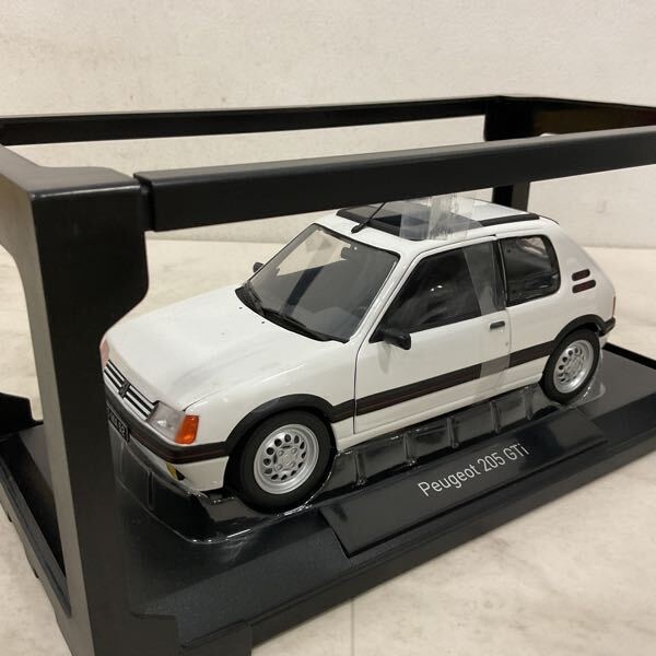 Peugeot 205 Gti Norev 1/18