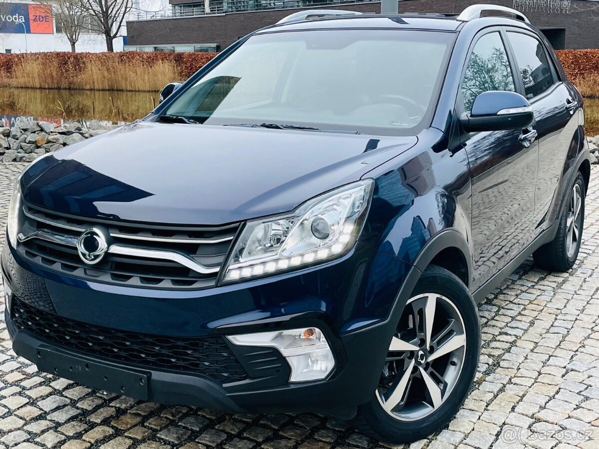 SsangYong Korando 2.2TD 4x4 MANUÁL 1.MAJITEL SERVISKA TAŽNÉ