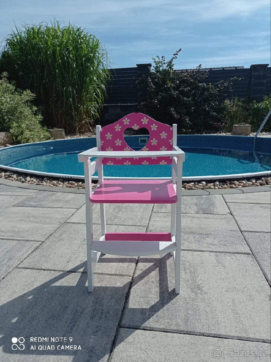 Dětská jídelní stolička pro panenky