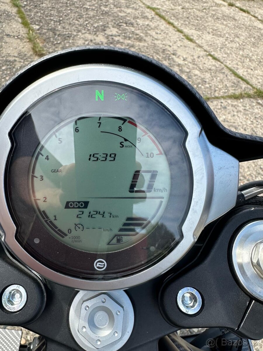 CFMOTO 700CL-X