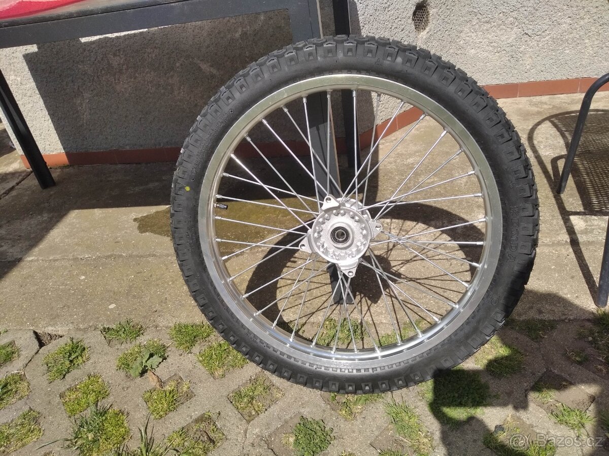 Yuki TR Sm 125, CROSS 125