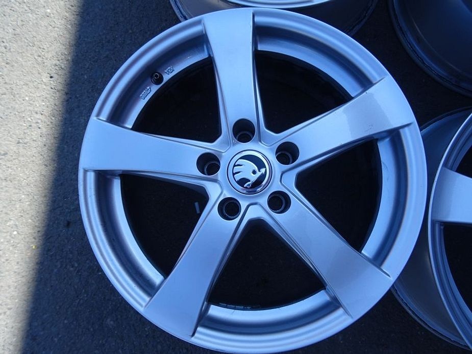 Alu disky na Škoda, VW, 17", 5x112, ET 35 ,šířka 7,5J