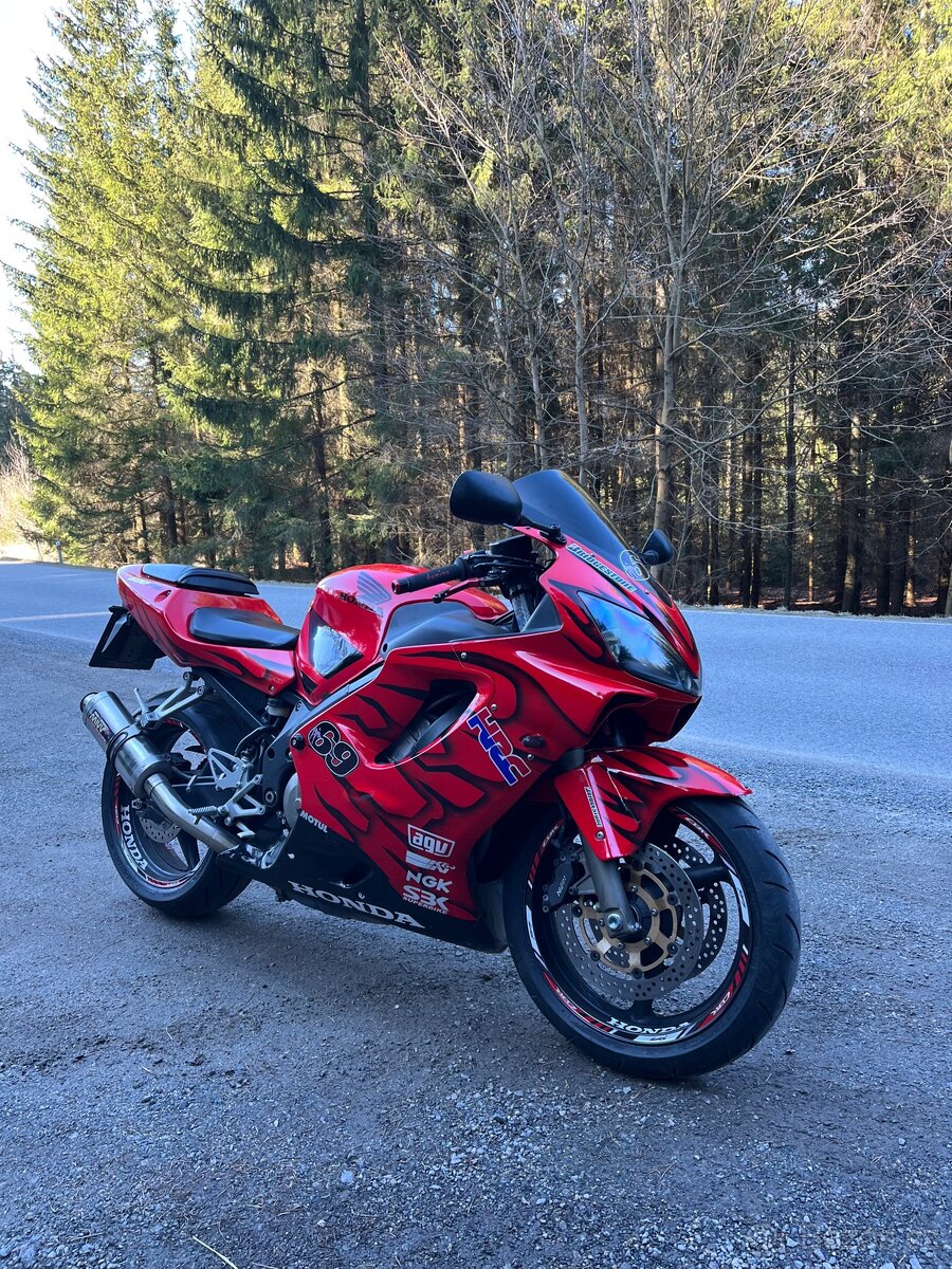 Cbr 600f sport