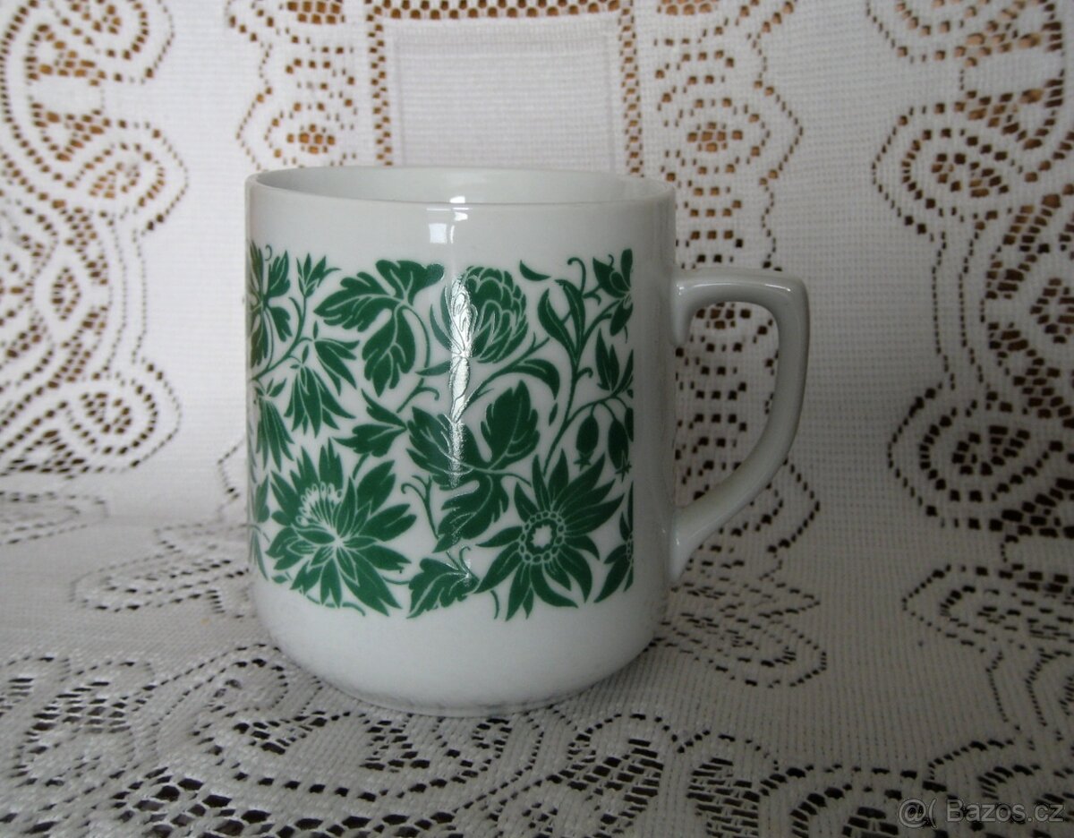 Karlovarský porcelán - Sada šesti čajových hrníčků – nové