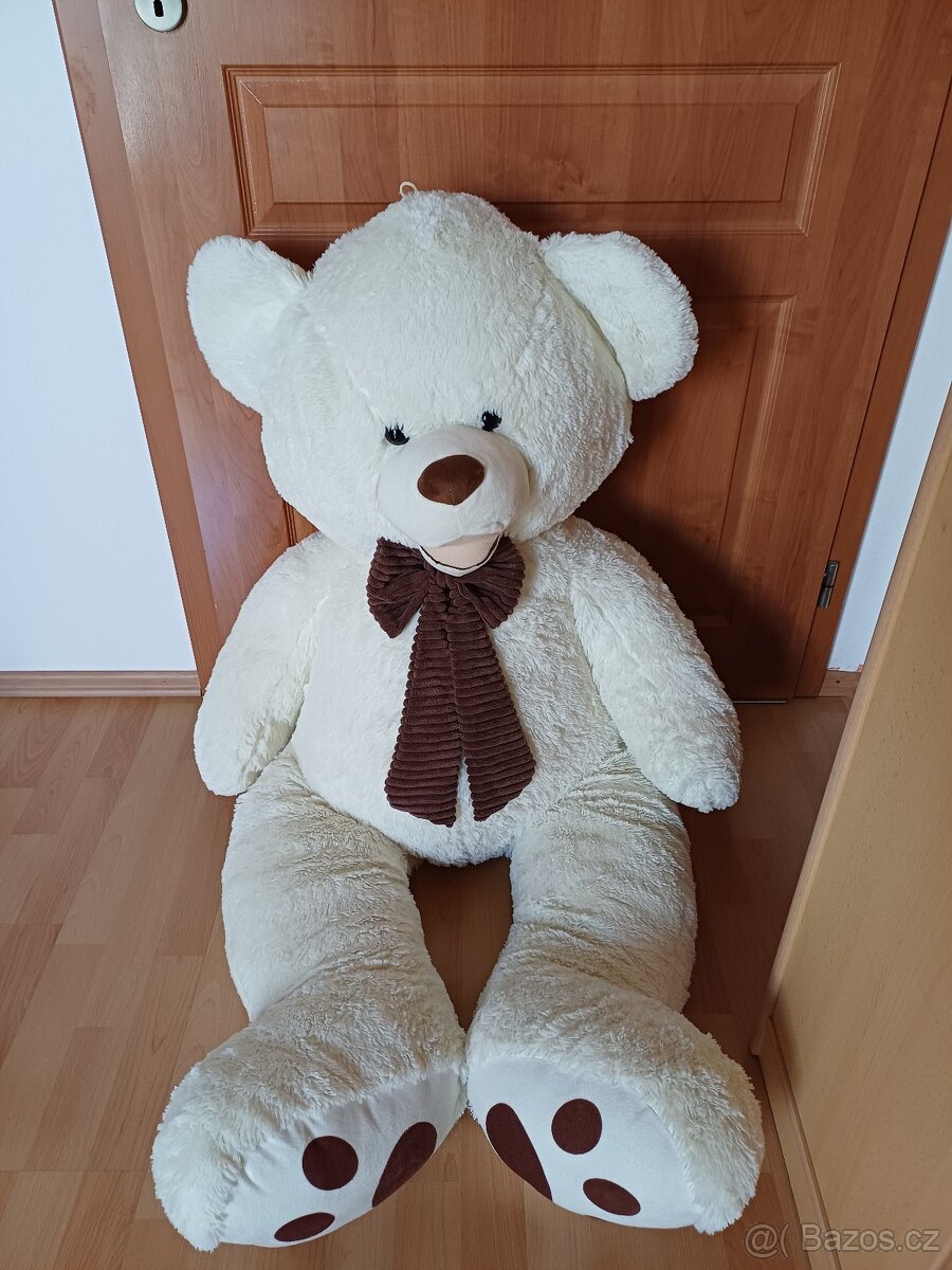 Plyšový medvěd