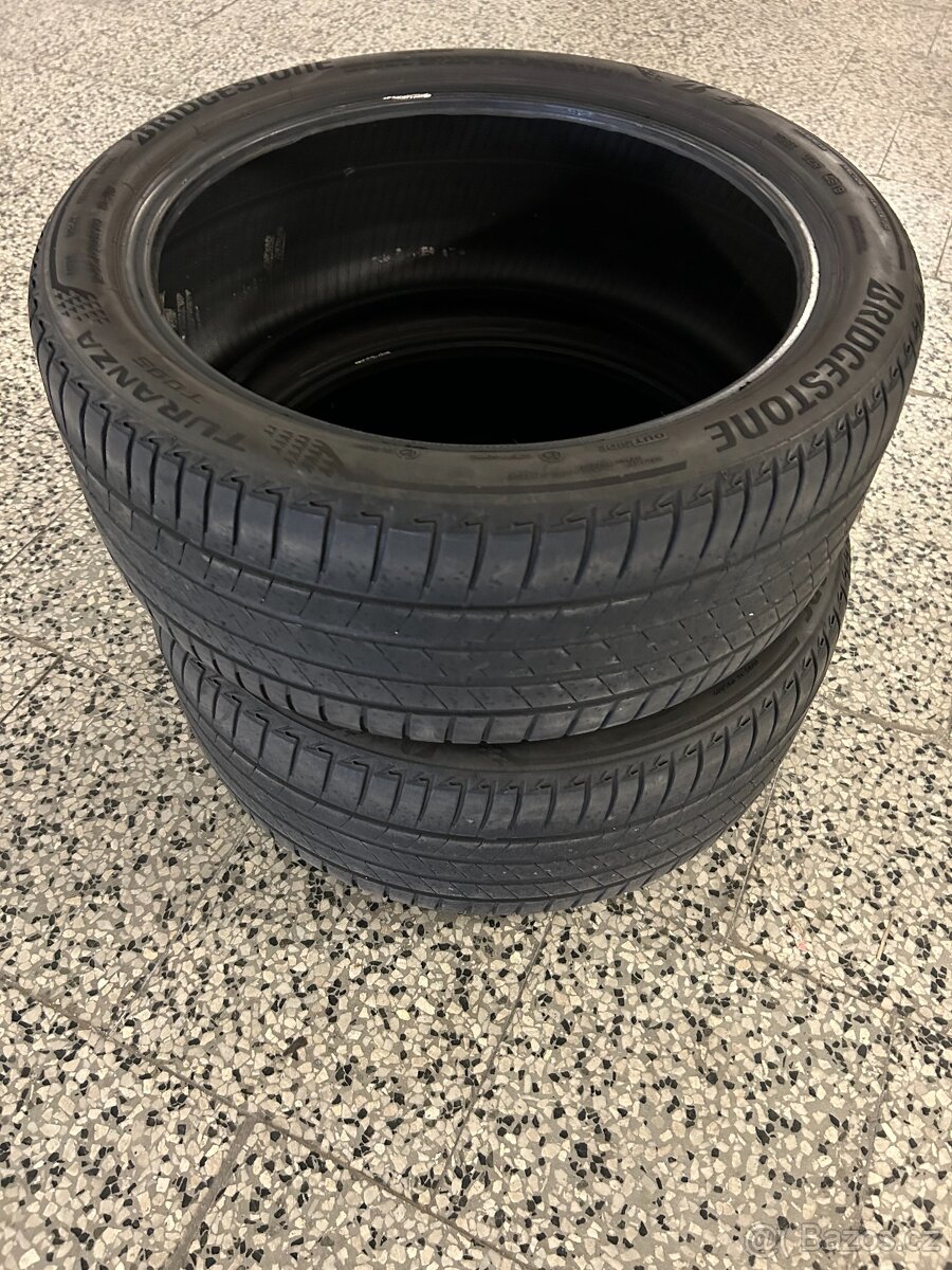 2ks ojeté pneu Bridgestone Turanza 5 245/40R19 94W