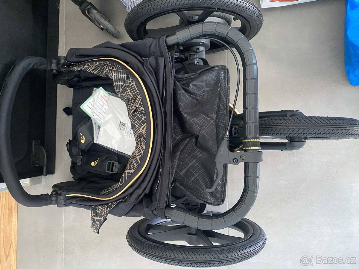 Sportovní kočárek Baby Jogger Summit X3 Robin Arzon 2022