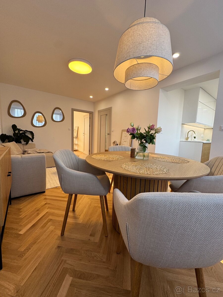 Prodej bytu 3+kk 72 m² Na Jihu, Jičín - Nové Město