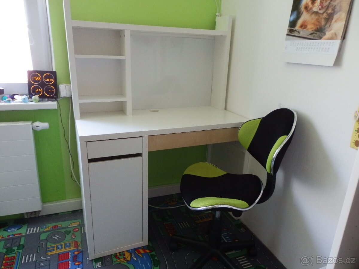 IKEA stůl Micke s nástavcem a dětská židle