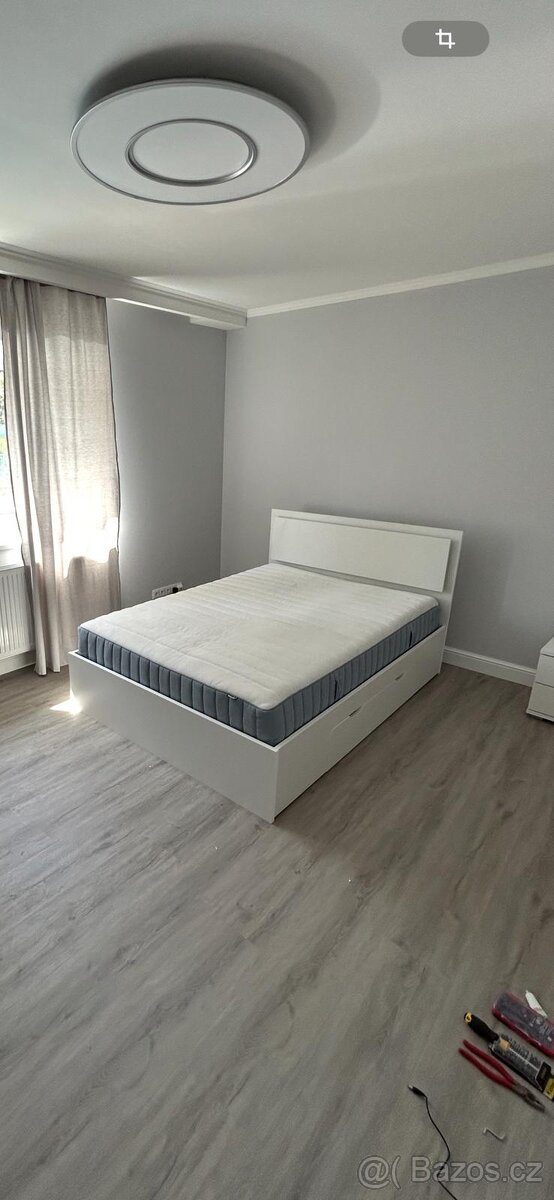 Postel s LED osvětlením 180x200 cm nová + nová matrace