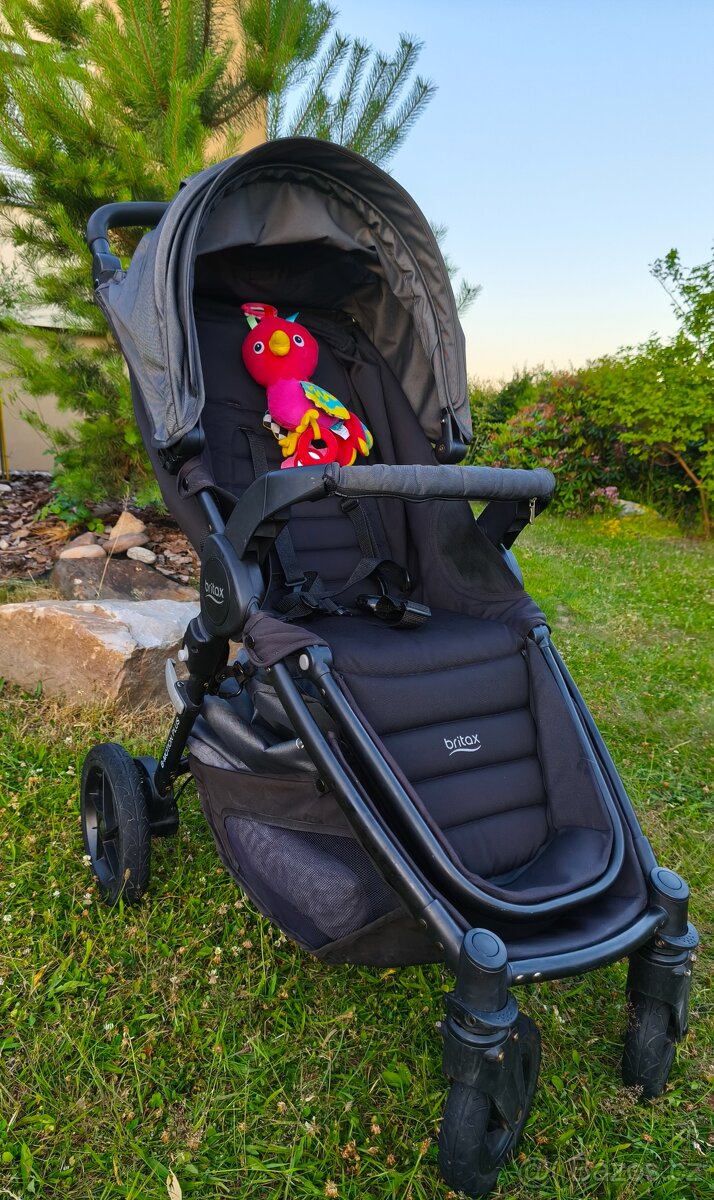 Britax B motion plus s doplnky