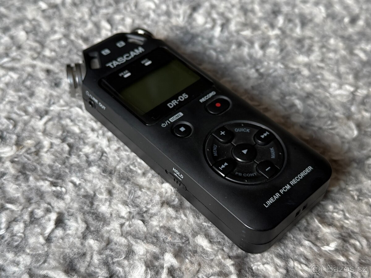 Rekordér Tascam DR-05