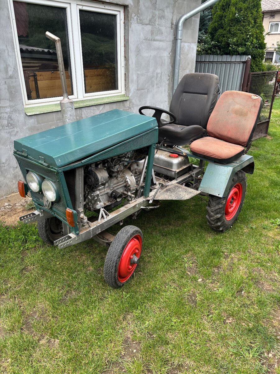 Malotraktor š1203