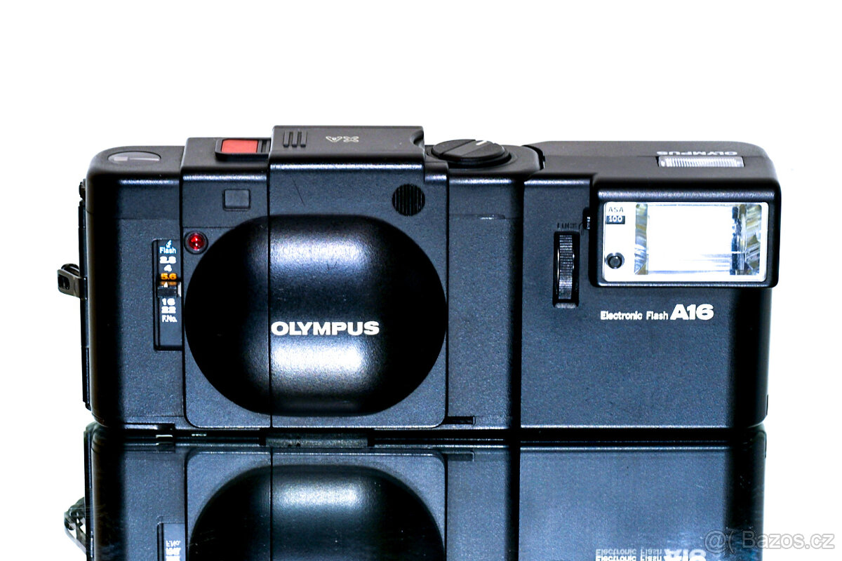 Olympus XA + blesk A16