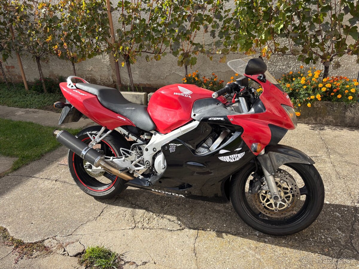 Honda CBR600F