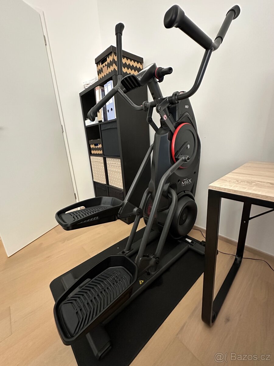 Crossový trenažer Bowflex Max Trainer M3