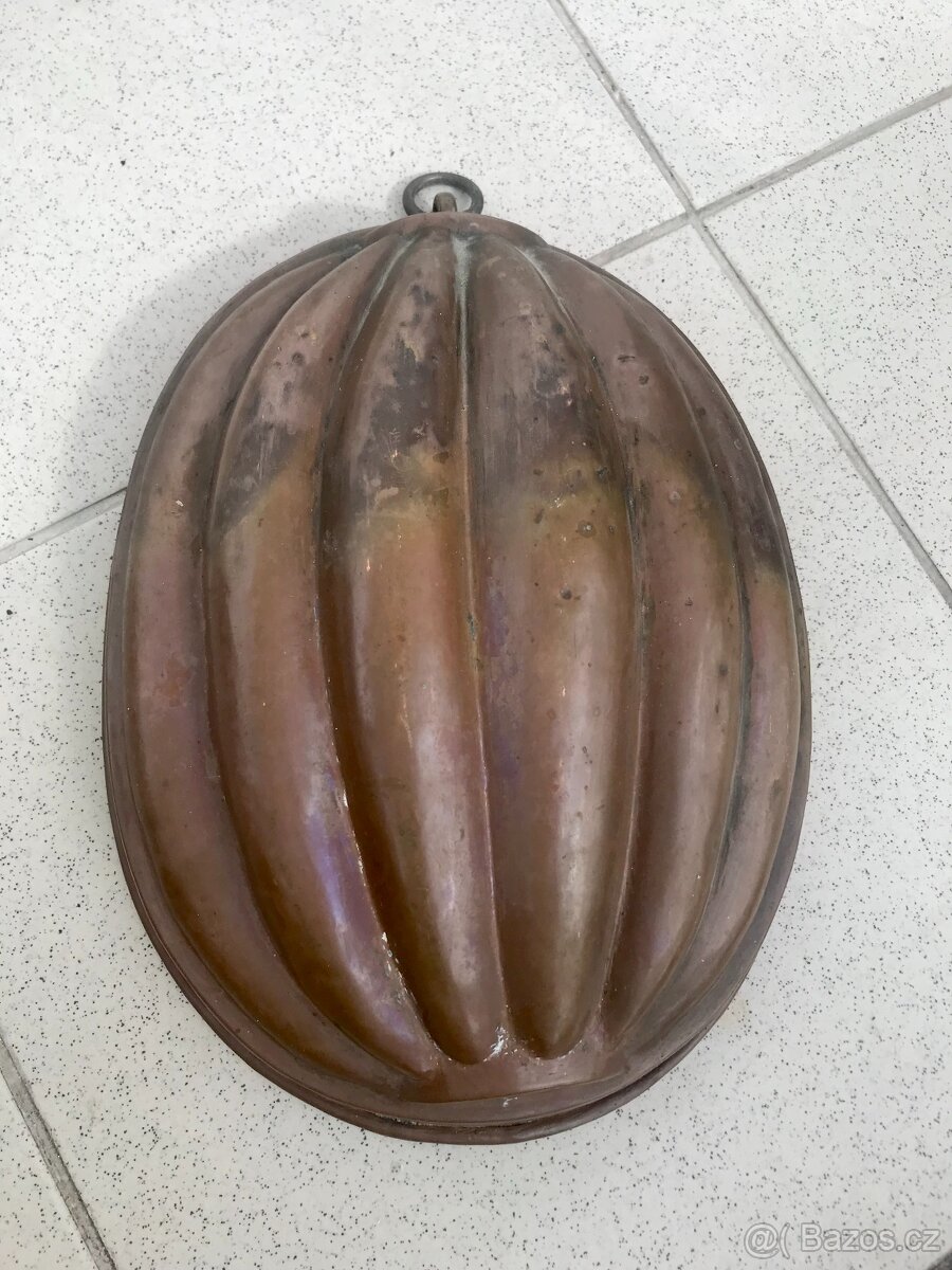 starožitná měděná cínovaná forma 19.století 27cm x 20cm