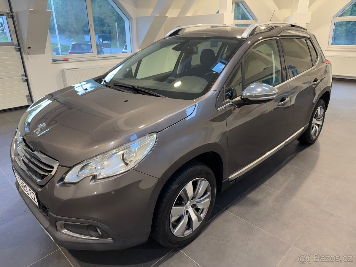Peugeot 2008 1.2 PureTech 60 kW Allure nová STK a servis