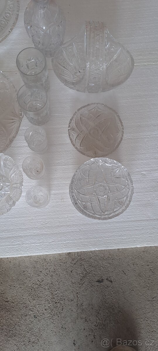 PRODÁM BROUŠENÉ SKLO