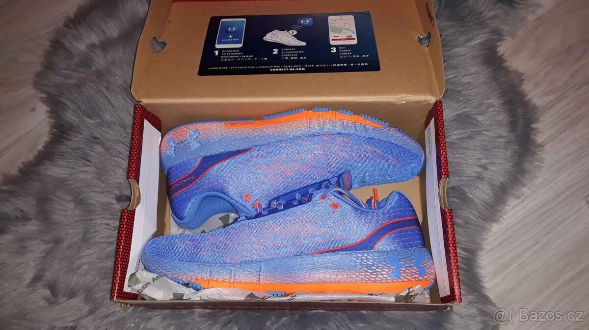 Under Armour 44,5 EUR nové, nepoužité s BLUETOOTH