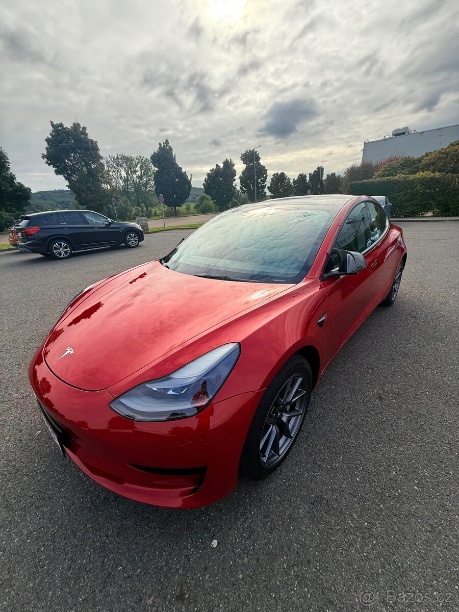 VYMĚNÍM Tesla Model 3 239kW Refresh ZA Tesla Model Y
