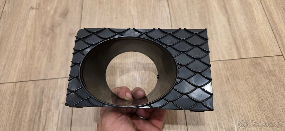 Kryt mlhovky Mercedes G (W463)