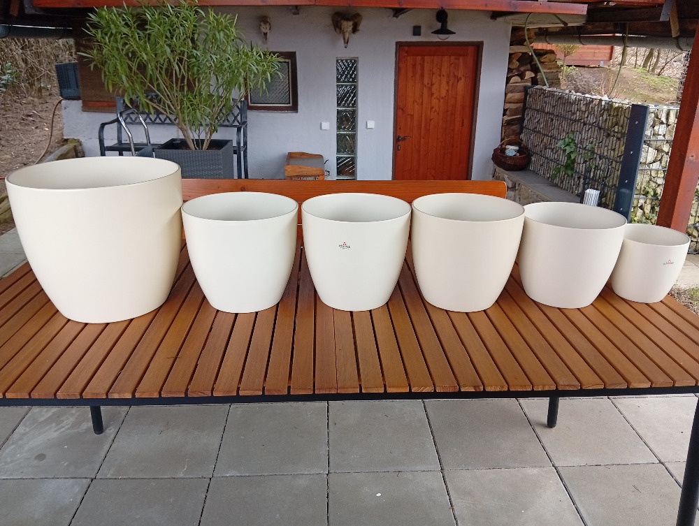 Keramické obaly na květináče Scheurich