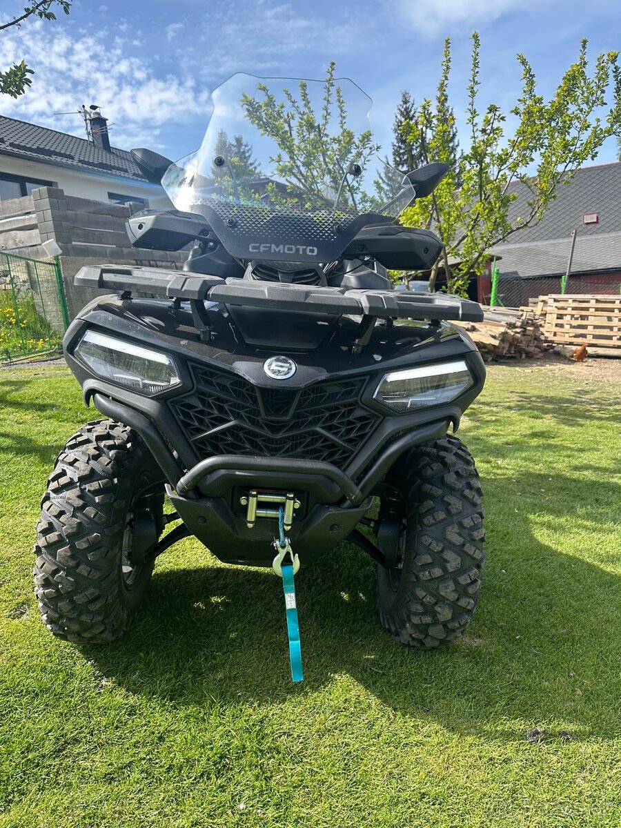 Čtyřkolka CFMOTO Gladiator X520 prodloužená verze