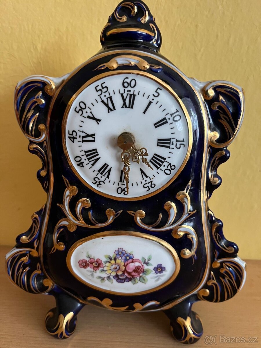Porcelánové hodiny České Baroko