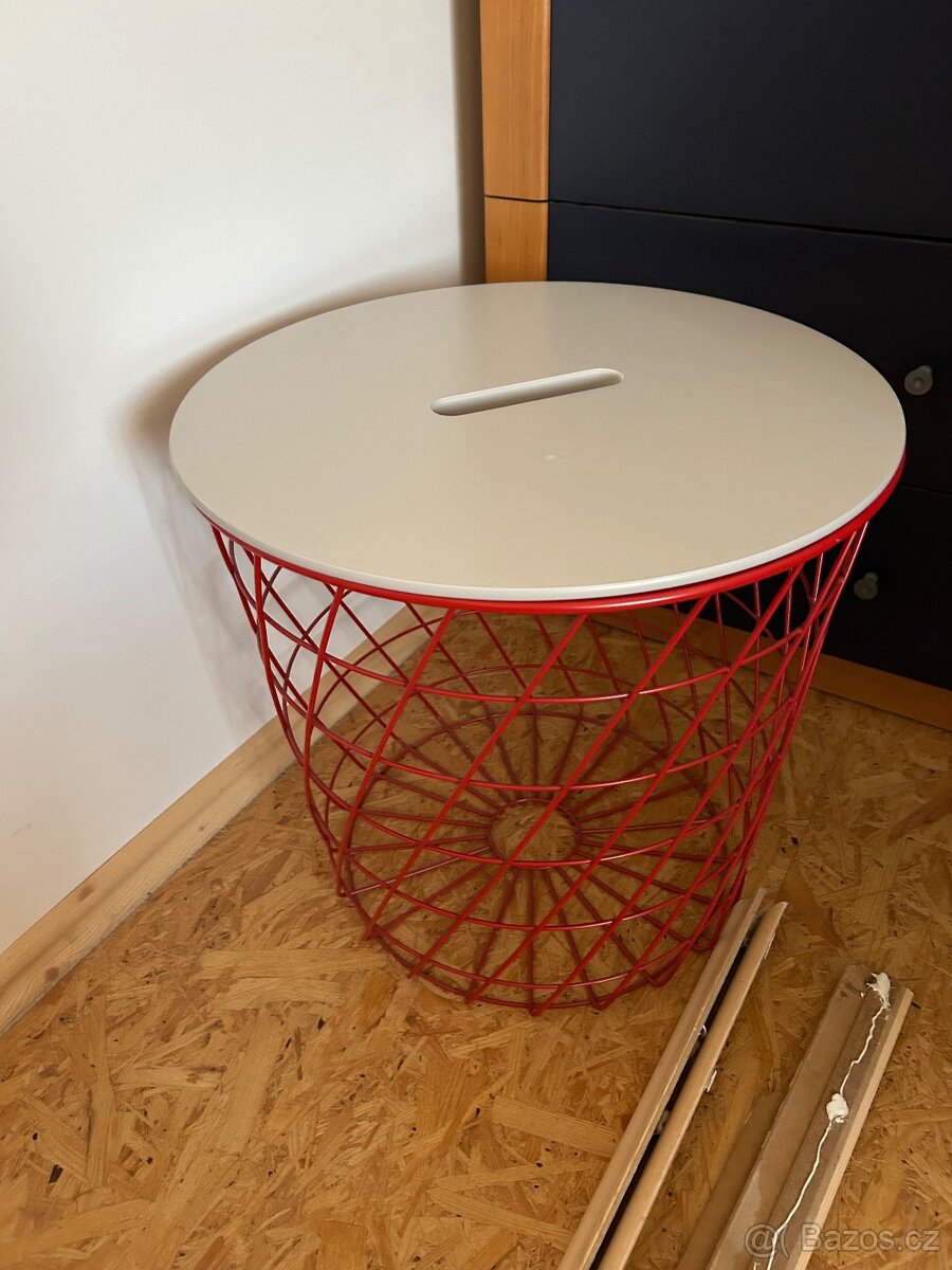 Odkládací stolek Ikea