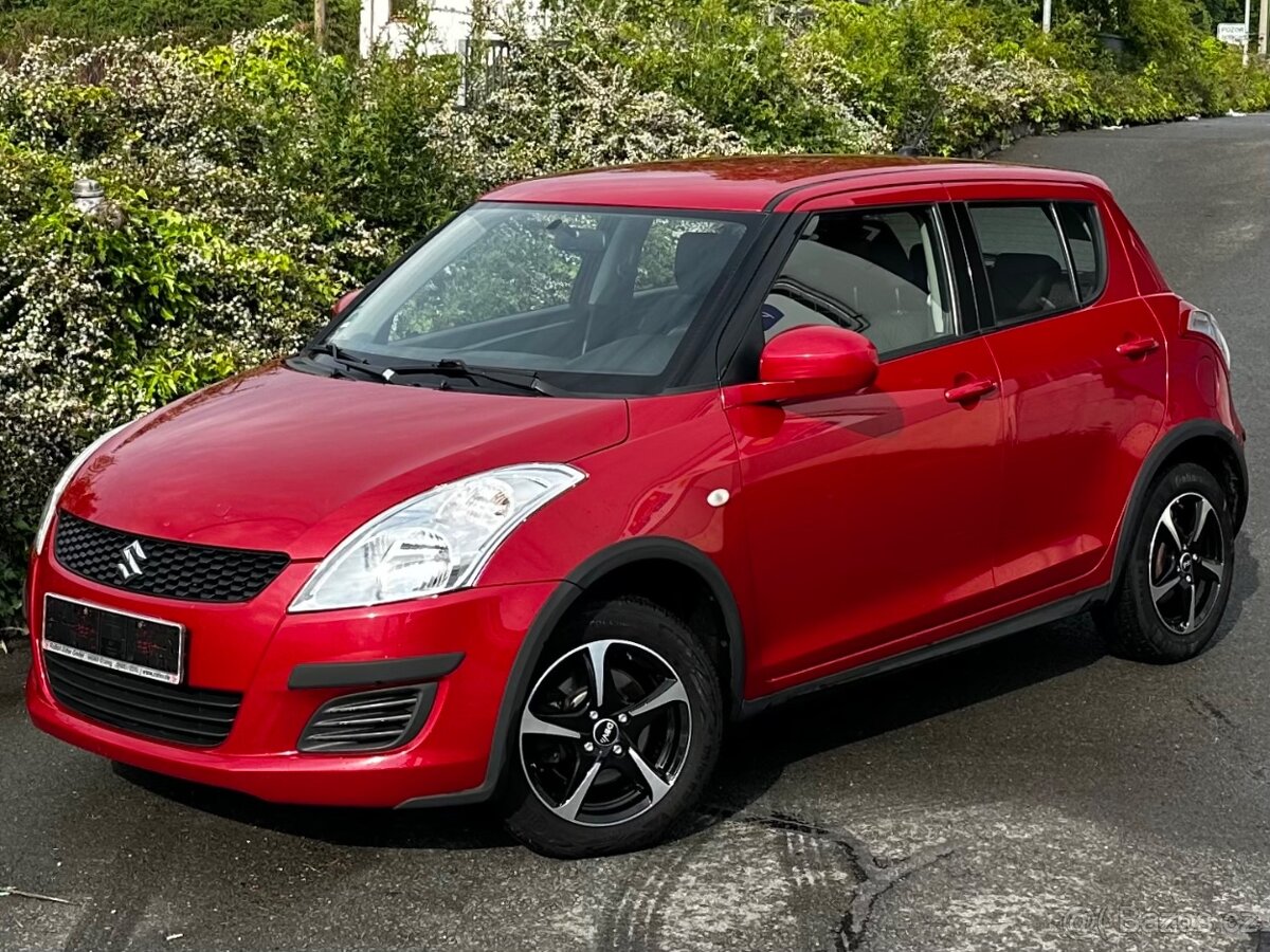 SWIFT 4x4, 1.maj, 152000km, bez koroze, klimatizace