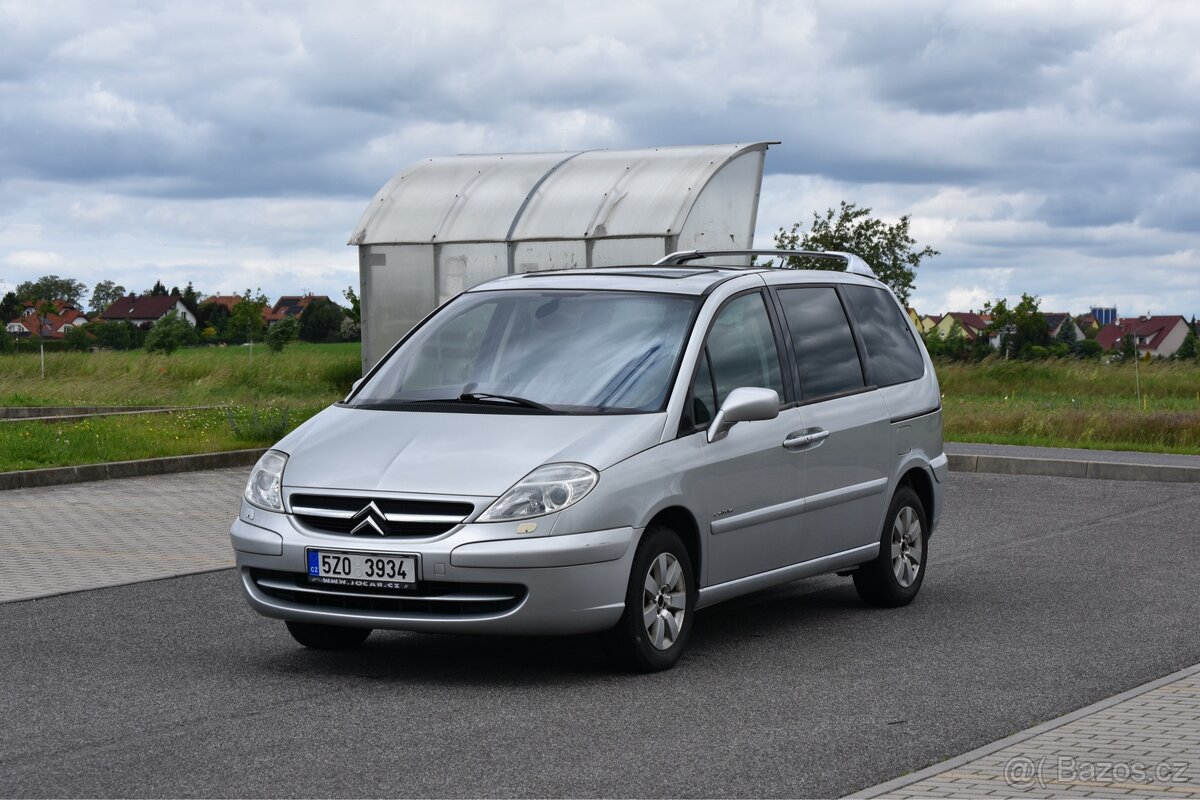 Citroën C8 2.2 HDi 94 kW – 6 míst, bohatá výbava, nová STK