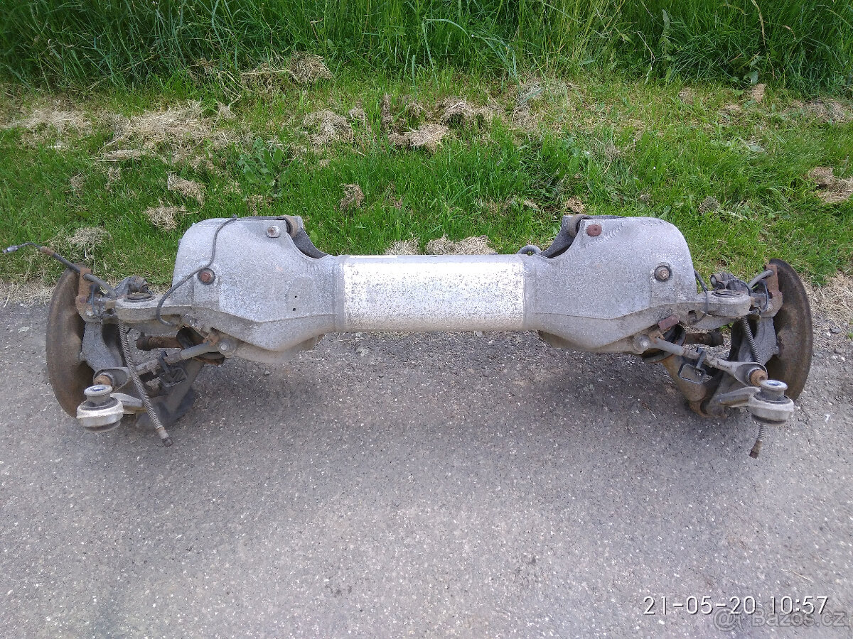 Citroen C5 III zadní náprava pružinová