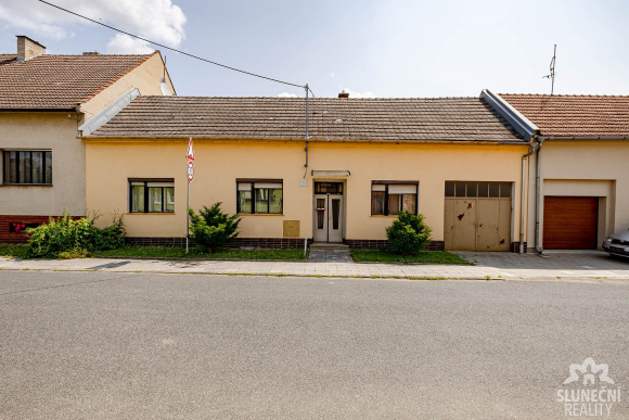 Prodej rodinného domu 4+2 s garáží, Staré Město - Klicperova