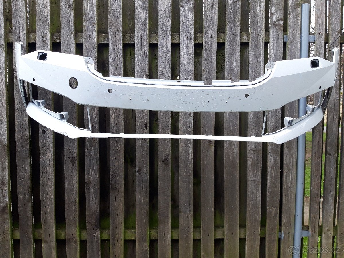 Skoda Superb lll lift predni naraznik