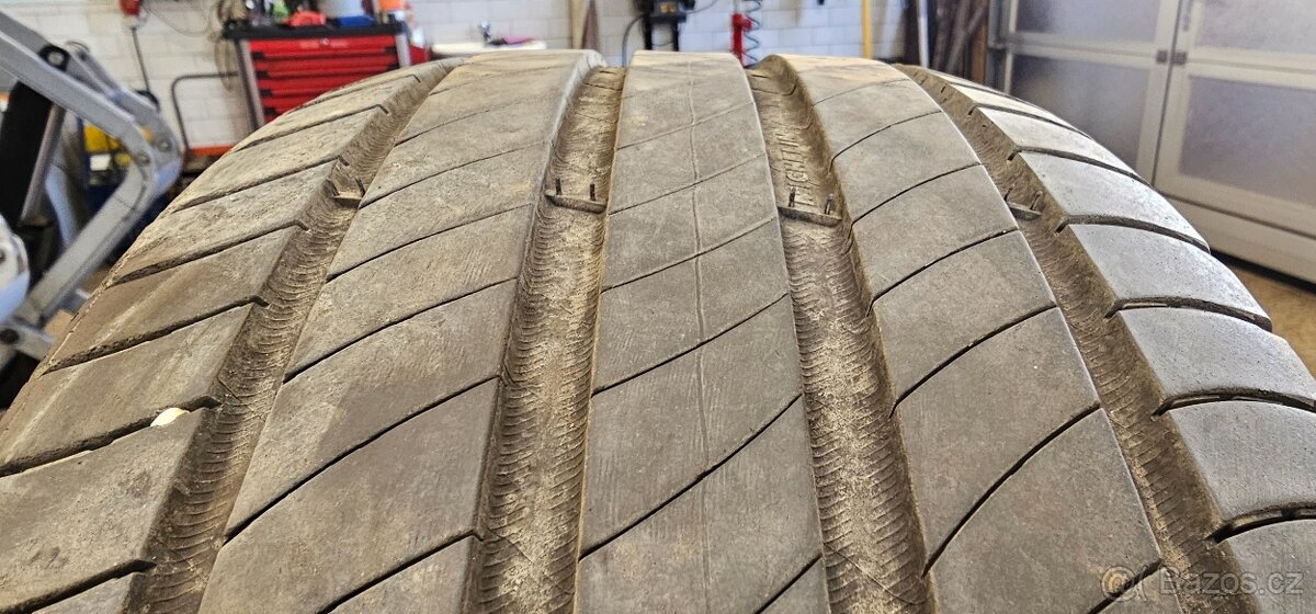 215/55R17 michelin primacy 4