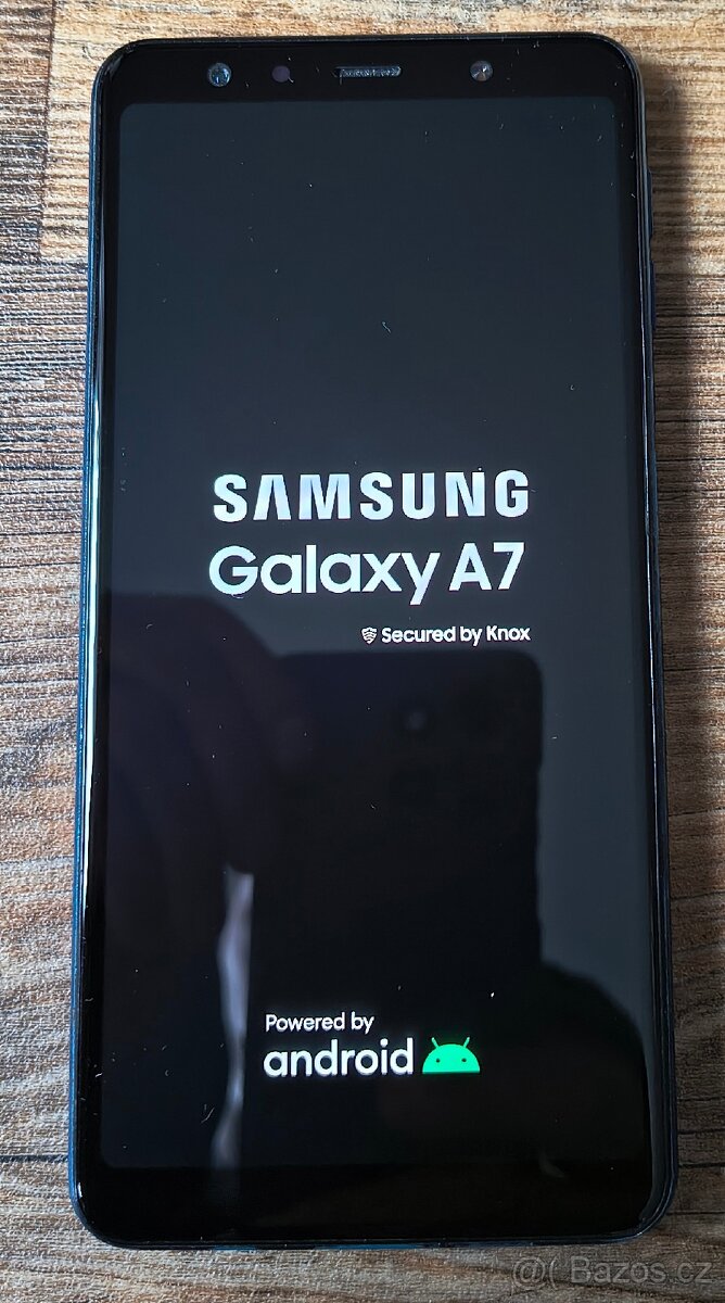 Mobilní telefon Samsung Galaxy A7 2018
