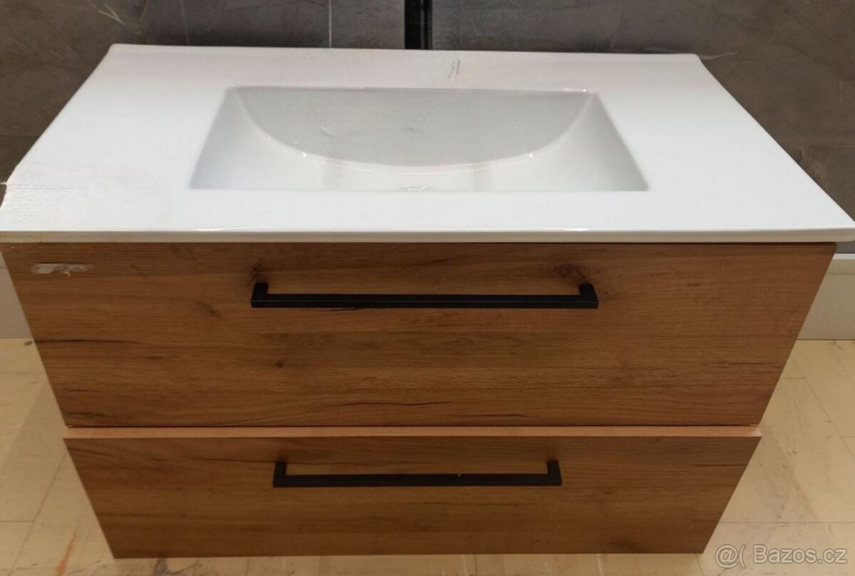 Koupelnová skříňka s umyvadlem 80 cm