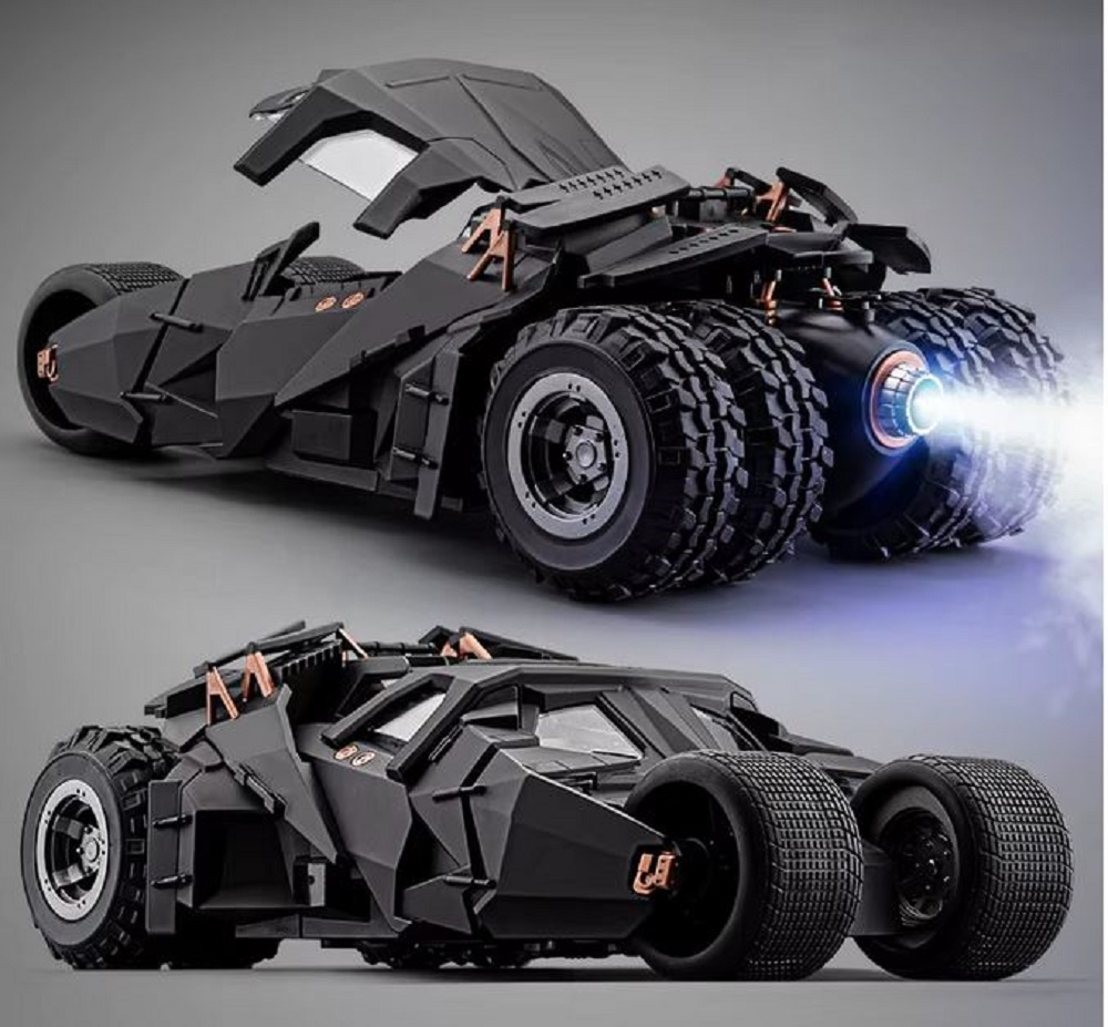 1:18 Rarita Batmobile Tumbler Metal Casting Sound+Light
